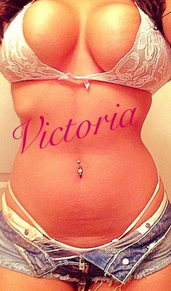 , 22  female escort, Kitchener