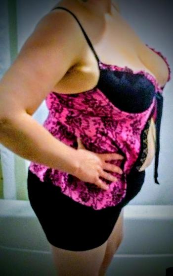 , 30  female escort, Kitchener