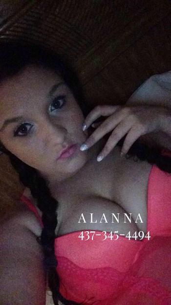 , 21  female escort, Kitchener