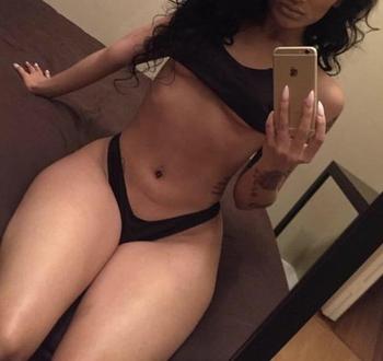 , 20  female escort, Kitchener