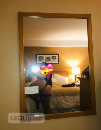SweetAubree, 19 Asian female escort, Kitchener