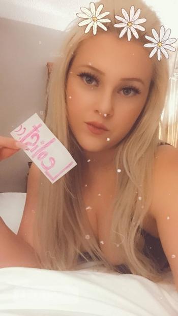 Paris Valentine, 23 Caucasian/White female escort, Kitchener
