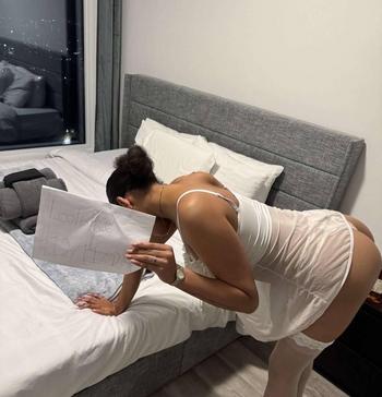 Bella, 20 Mixed female escort, Kitchener