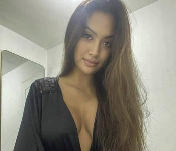 Celine-613~458~5015, 21 Mixed female escort, Kitchener