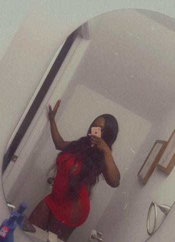 Samantha, 26 Black female escort, Kitchener