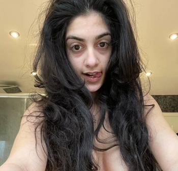 Khusbho, 24 Asian female escort, Kitchener