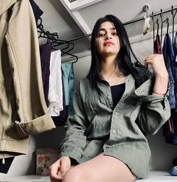 Harleen, 24 Asian female escort, Kitchener