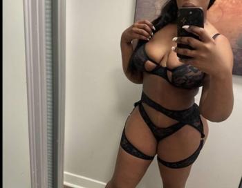 Santoya, 31 Black female escort, Kitchener