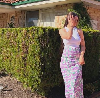 Simran, 23 Asian female escort, Kitchener