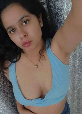 Simran, 29 Indo Canadian female escort, Kitchener